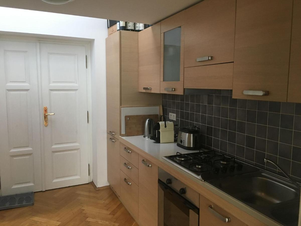 Apartment O21 By Interhome Praha Eksteriør bilde
