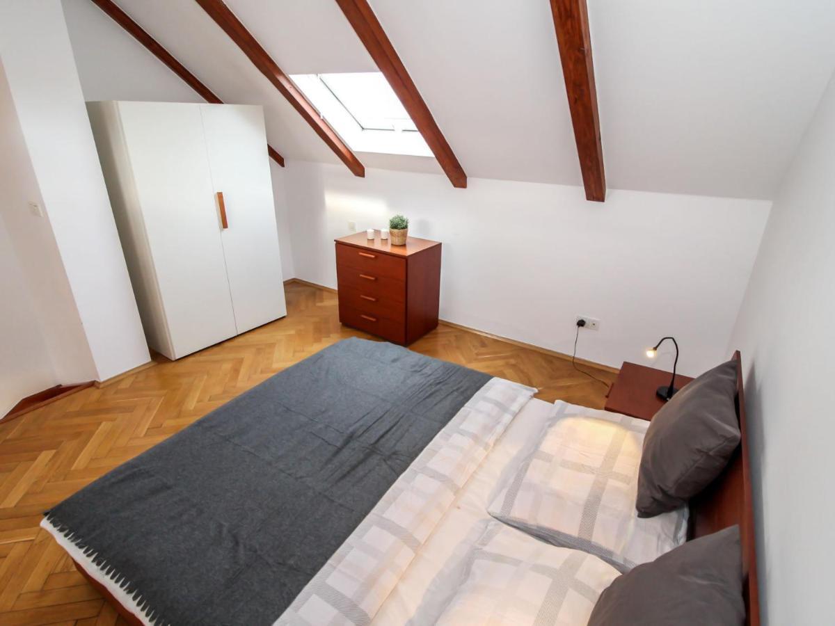 Apartment O21 By Interhome Praha Eksteriør bilde